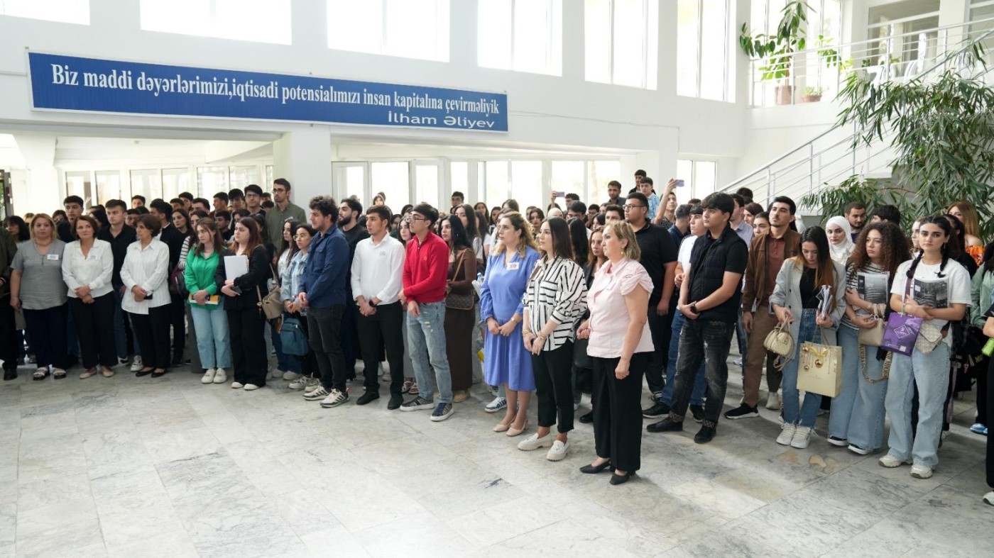 Əmək və Sosial Münasibətlər Akademiyasında Anım Günü qeyd olunub - FOTOLAR