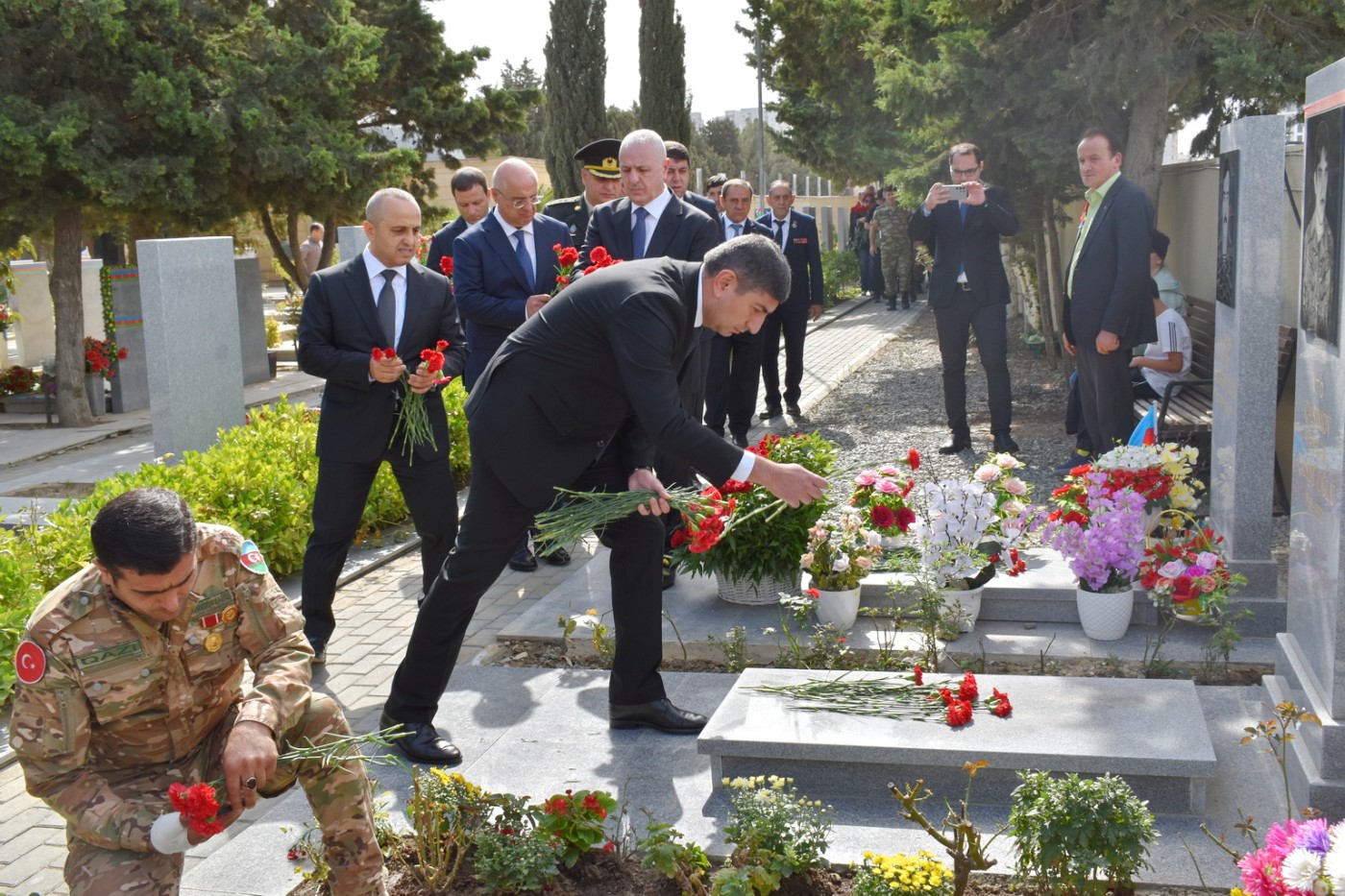 Yasamalda Anım Günündə şəhidlərimiz yad edilib - FOTOLAR