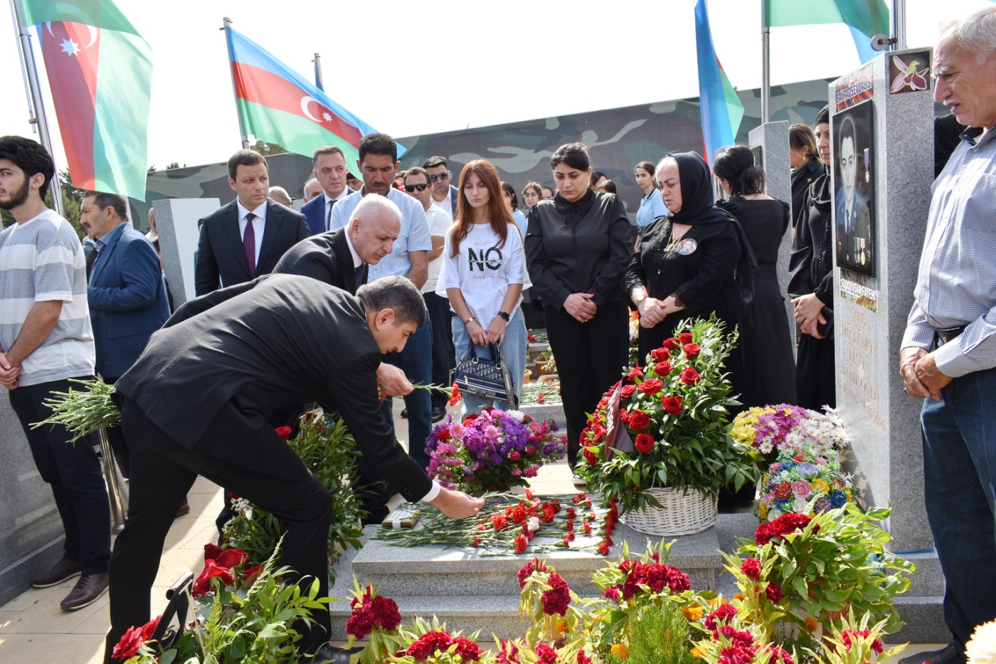 Yasamalda Anım Günündə şəhidlərimiz yad edilib - FOTOLAR