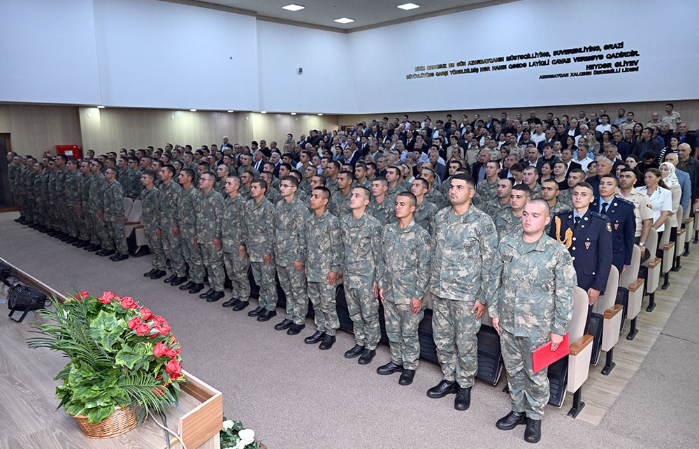 Yeni yaradılan bölmələrin şəxsi heyəti ilə görüş keçirildi - FOTO