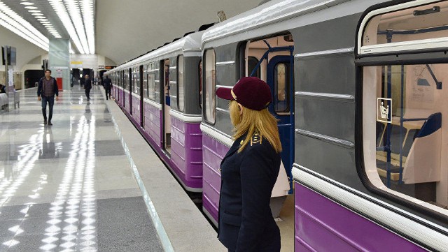 Bakı metrosunda qatarların hərəkətində yubanma yarandı