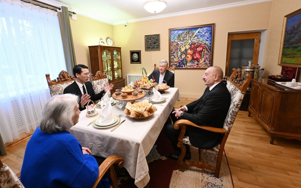 “Çingiz Aytmatov” ordeni ilk dəfə İlham Əliyevə təqdim edildi - FOTOLAR (YENİLƏNİB)