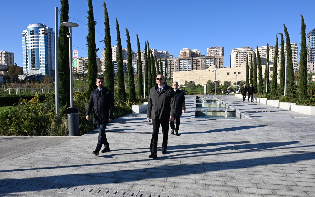 İlham Əliyev Mərkəzi Parkın üçüncü hissəsinin açılışında - FOTOLAR