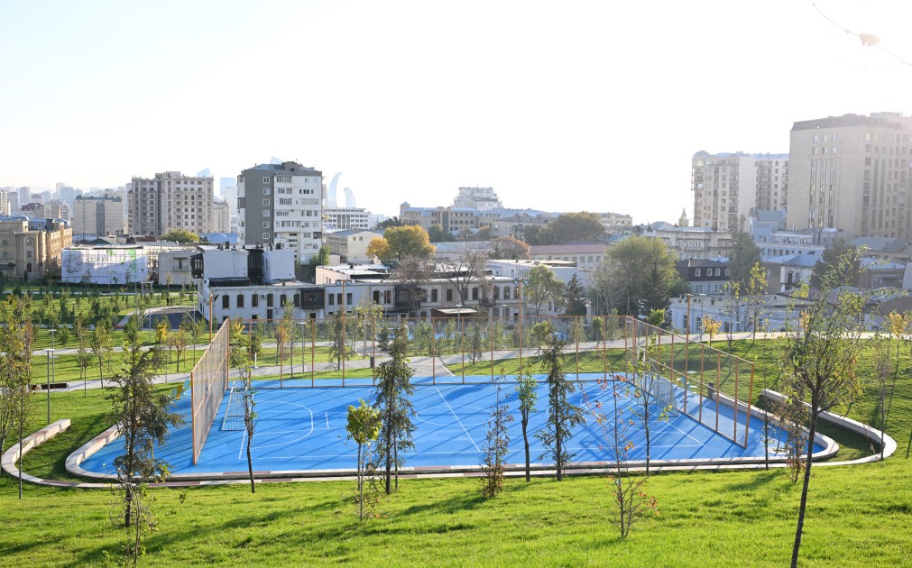 Mərkəzi Parkın yeni açılan hissəsi - FOTOLAR