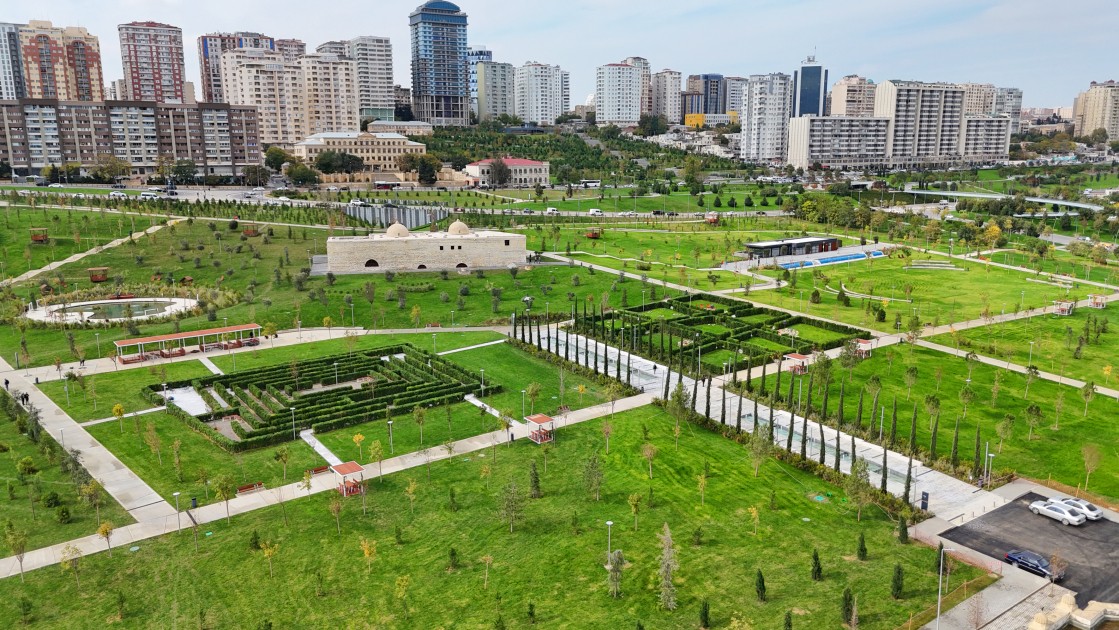 Mərkəzi Parkın yeni açılan hissəsi - FOTOLAR