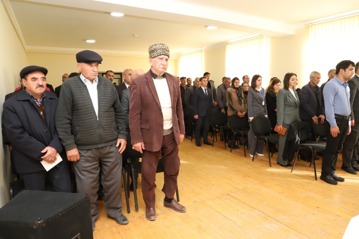 Neftçalanın icra başçısı kənd sakinləri ilə səyyar görüş keçirib - FOTOLAR