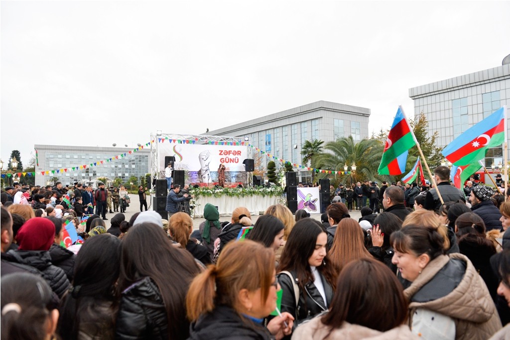 Lənkəranda “Yaşa Vətən, çox yaşa, Yaraşır Zəfər sənə” adlı konsert keçirildi - FOTOLAR