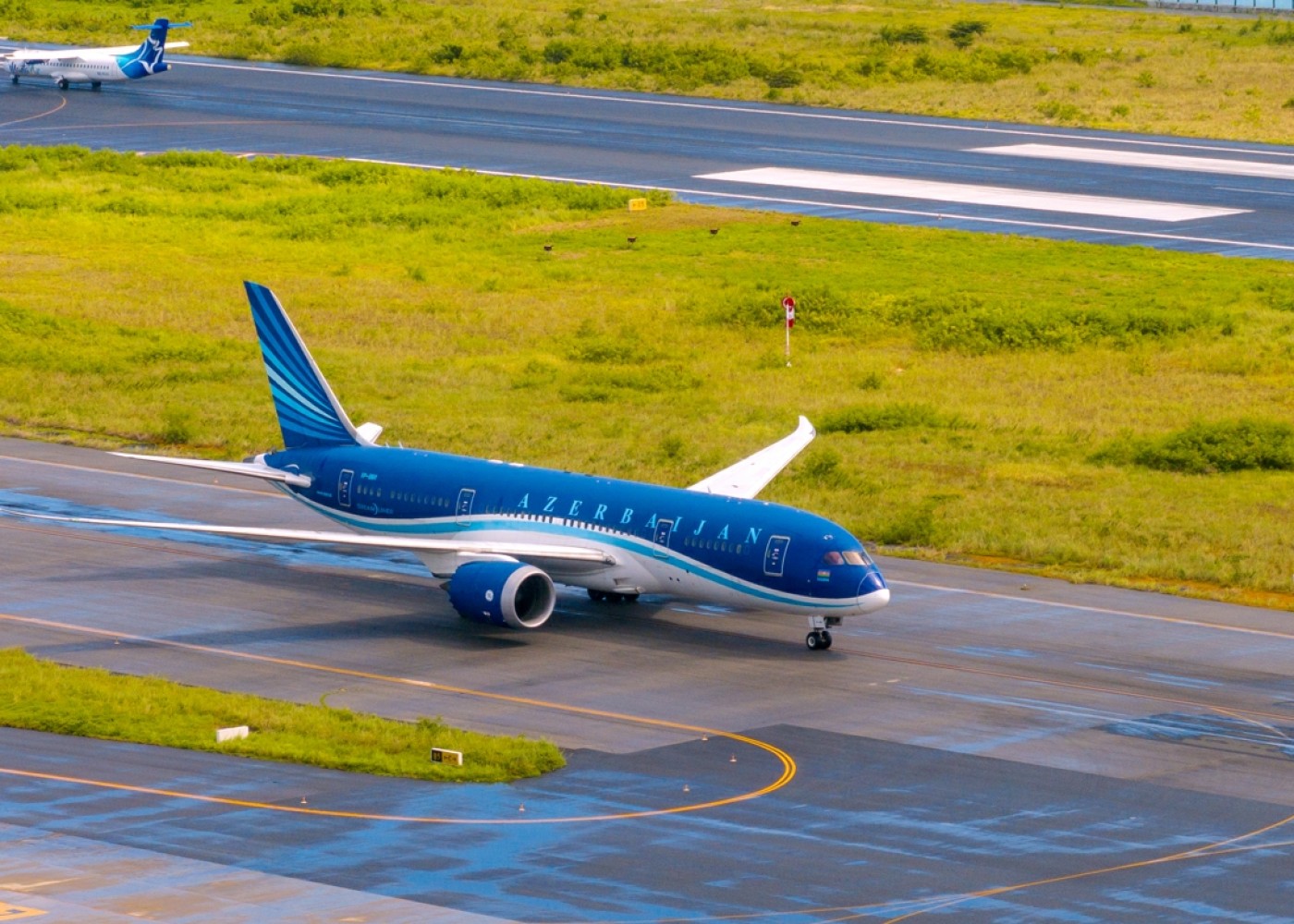 AZAL Bakıdan Maldiv adalarına ilk uçuşunuhəyata keçirdi - FOTOLAR