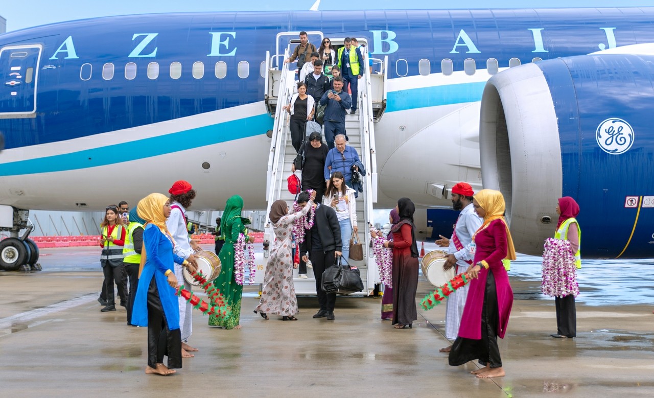 AZAL Bakıdan Maldiv adalarına ilk uçuşunu həyata keçirdi - FOTOLAR