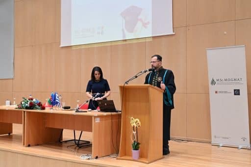 UNEC ilə bu universitetin birgə magistr proqramının məzunlarına diplomlar təqdim edilib - FOTOLAR