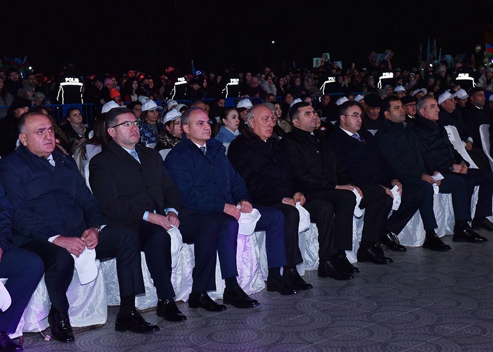 Sumqayıtın 75 illik yubileyi münasibətilə konsert proqramı təşkil olundu - FOTOLAR