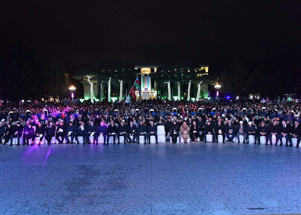 Sumqayıtın 75 illik yubileyi münasibətilə konsert proqramı təşkil olundu - FOTOLAR