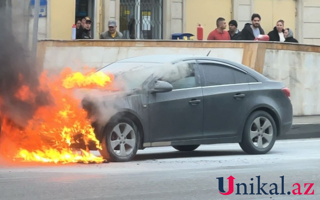 Bakıda maşın yandı- VİDEO+FOTO (YENİLƏNİB)