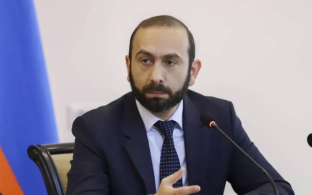 "Buna nail olmaq üçün Azərbaycanla danışıqlara diqqət yetiririk"- Mirzoyan