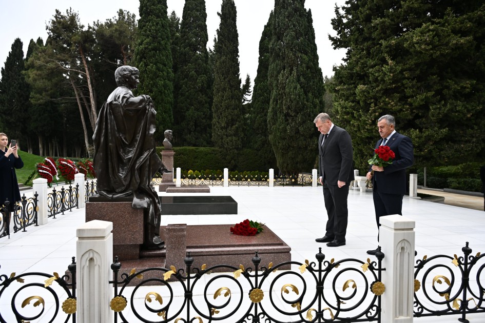 Rusiyanın Həştərxan vilayətinin qubernatoru Bakıya gəldi - FOTOLAR