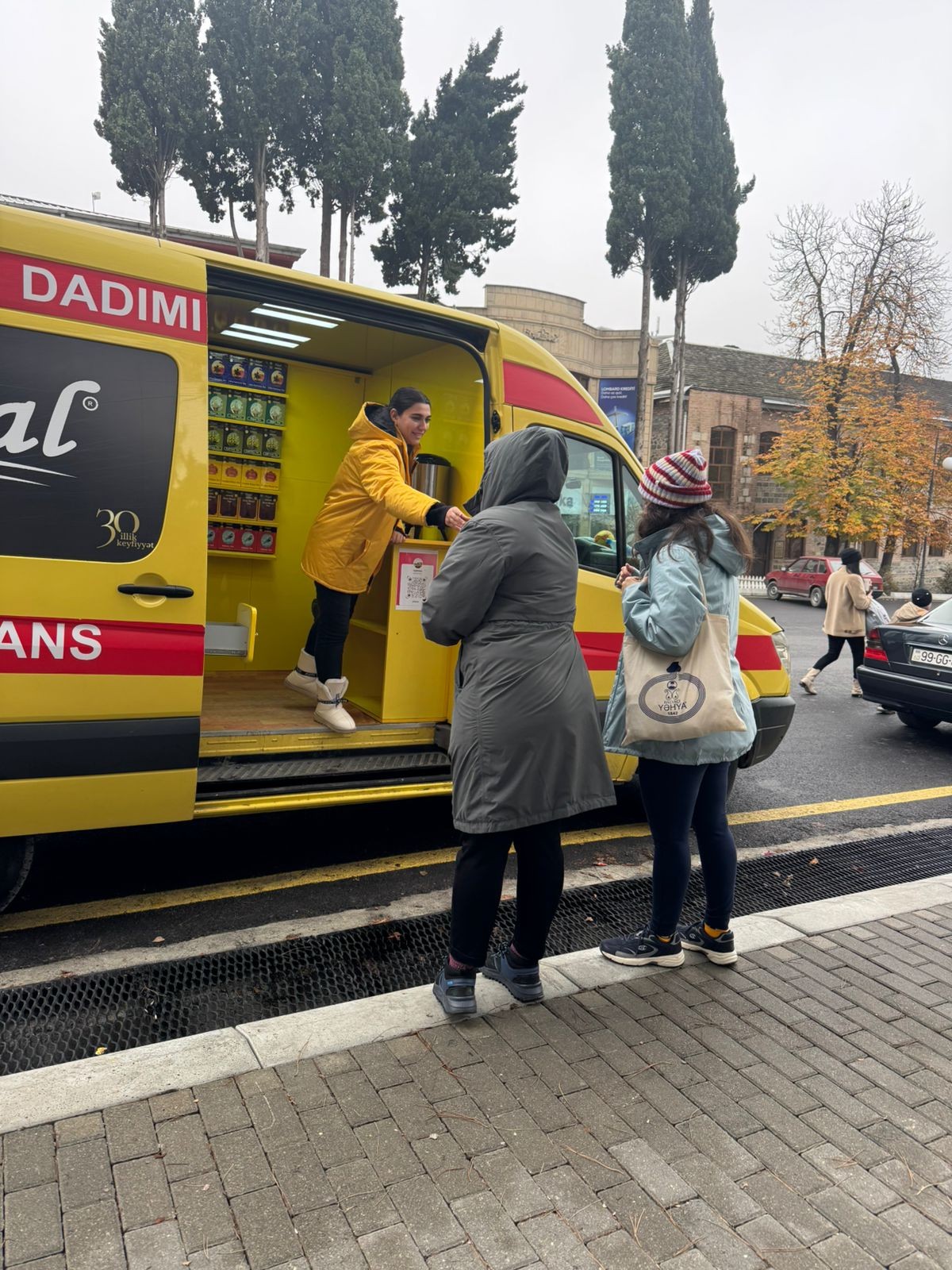 “Çaybulans” payız günlərində bölgələrə yola düşüb - FOTOLAR