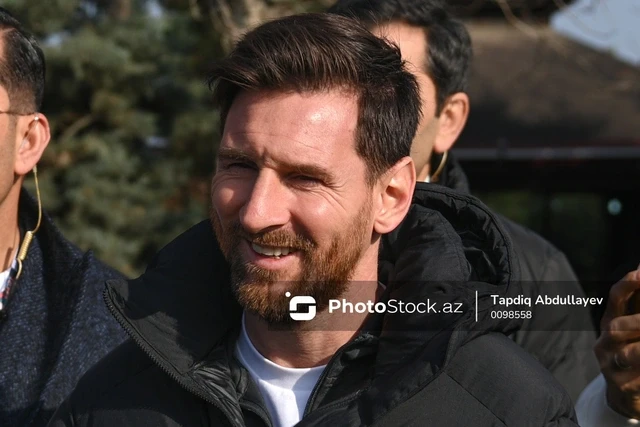 Messi Bakıda Qarabağ atlarını izlədi - VİDEO