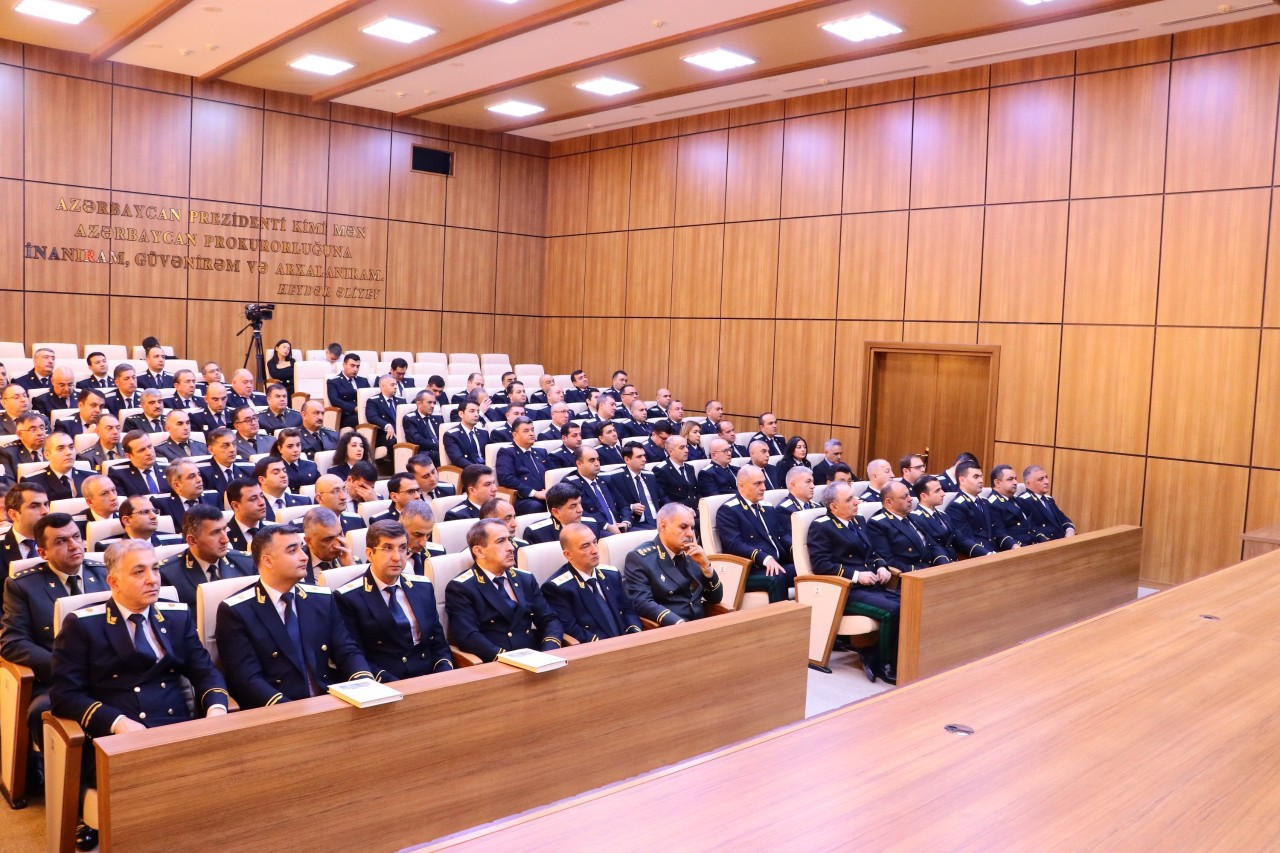 Baş Prokurorluqda Heydər Əliyevin anım gününə həsr olunan tədbir keçirildi - FOTOLAR