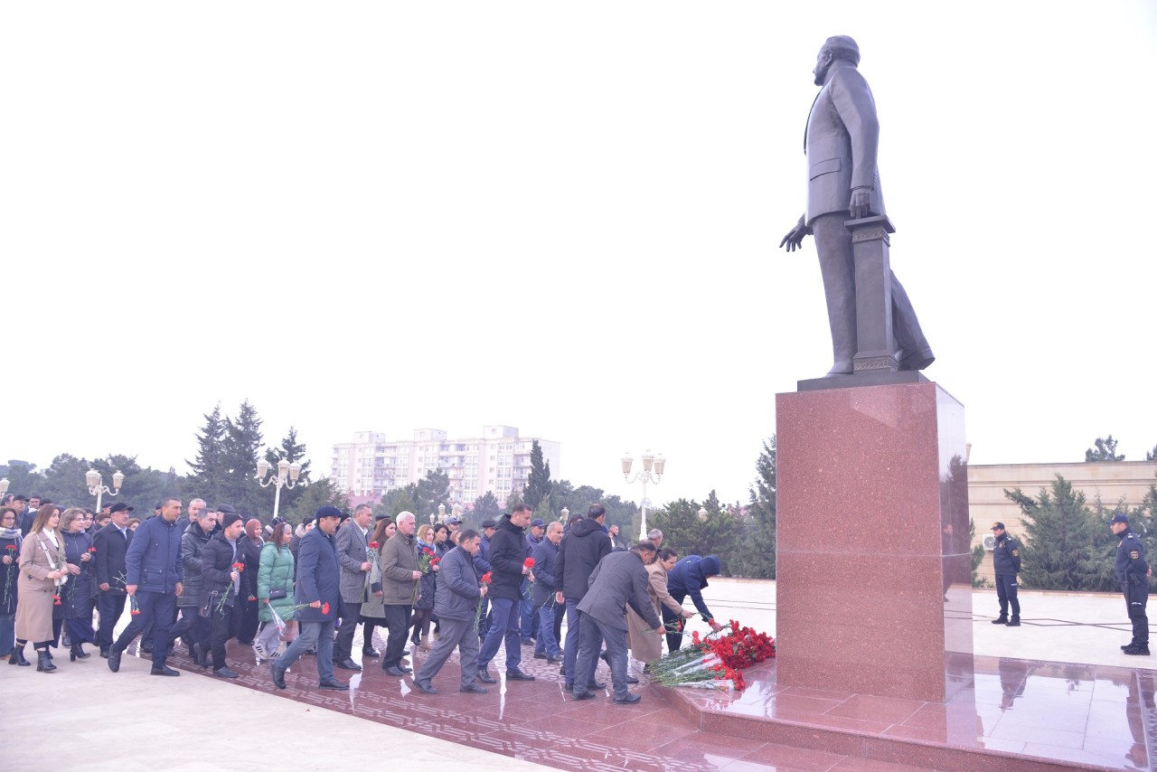 Qaradağda Ulu Öndərin xatirəsi anıldı - FOTOLAR