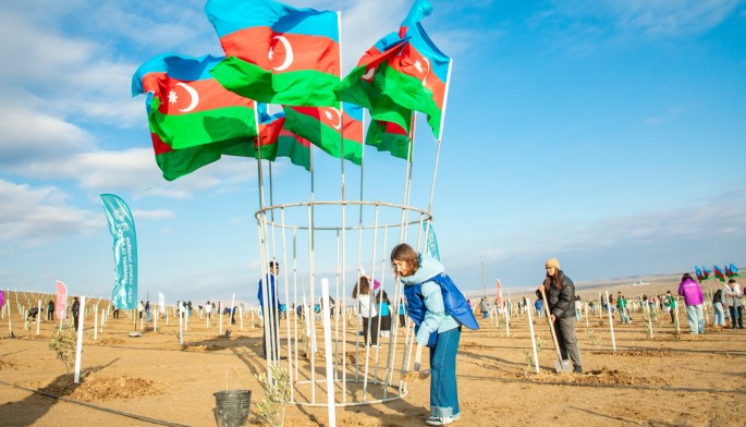 “Yaşıl dünya naminə həmrəylik ili” çərçivəsində növbəti ağacəkmə aksiyası keçirildi - FOTOLAR