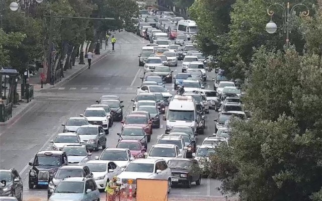 Bakının tıxaclı yolları -SİYAHI