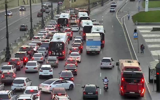 Bakıda sıxlıq olan yollar -SİYAHI