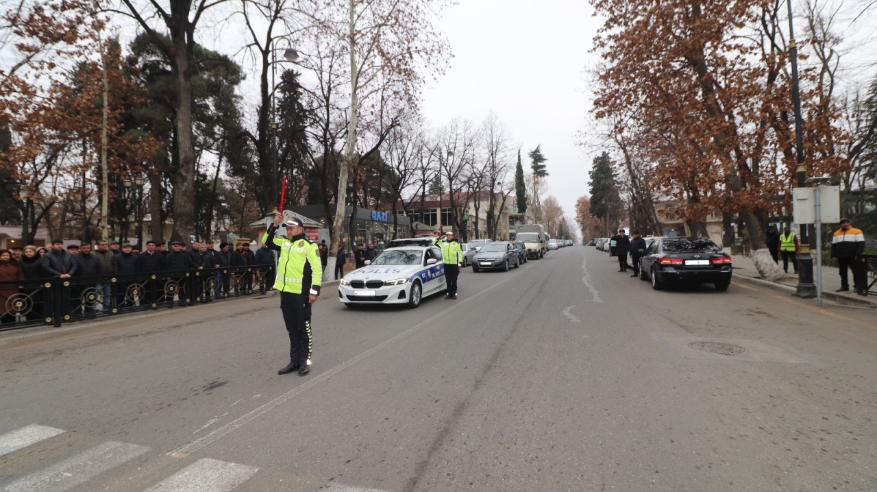 Qazaxda təyyarə qəzasında həlak olanların xatirəsi yad edilib - FOTOLAR