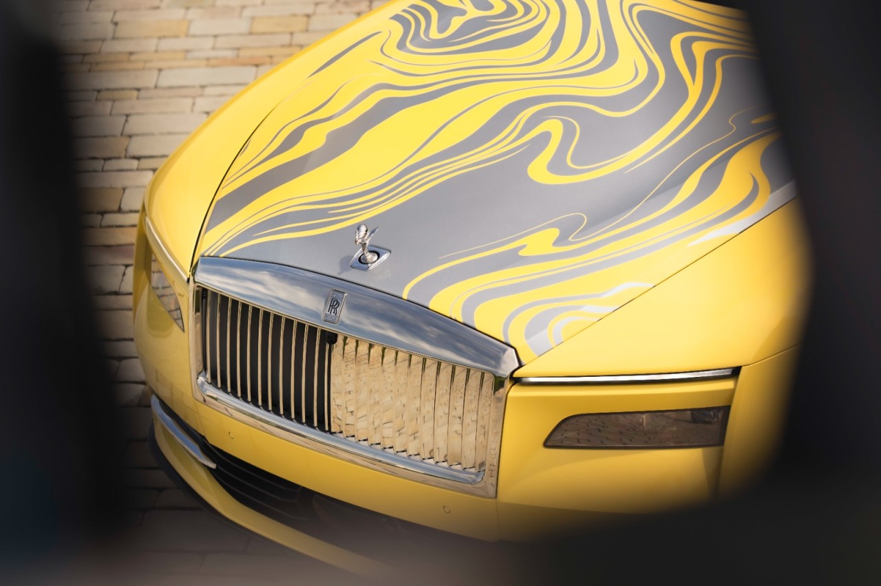 Əlamətdar layihələrə yatırılan vəsaitlər Rolls-Royce Motor Cars şirkəti üçün fərdi sifarişlərin rekord ilinə səbəb oldu - FOTOLAR