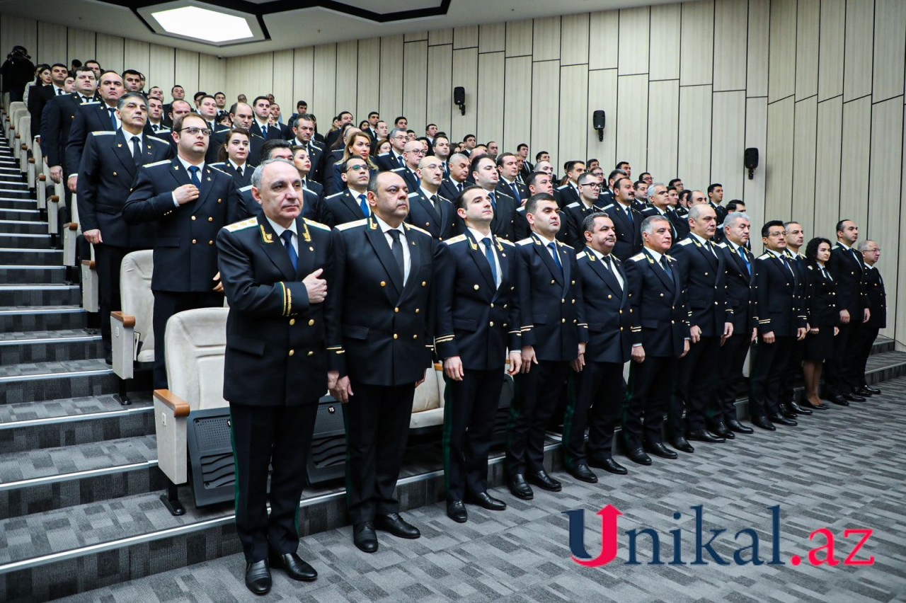 Prokurorluğa qəbul edilən gənc hüquqşünasların andiçmə mərasimi keçirildi - FOTOLAR