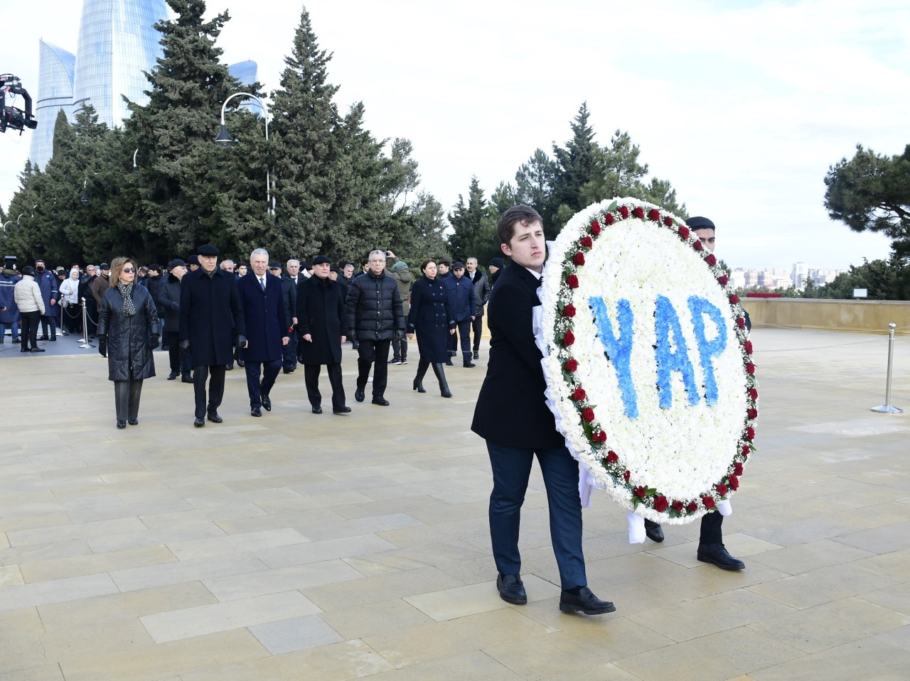 YAP rəhbərliyi Şəhidlər xiyabanını ziyarət etdi - FOTOLAR