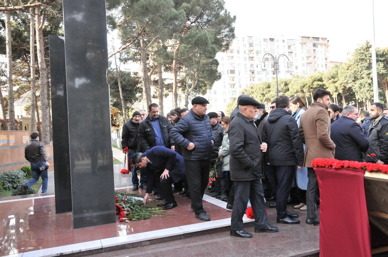 Abşeronda 20 Yanvar şəhidlərinin xatirəsi anılıb - FOTOLAR