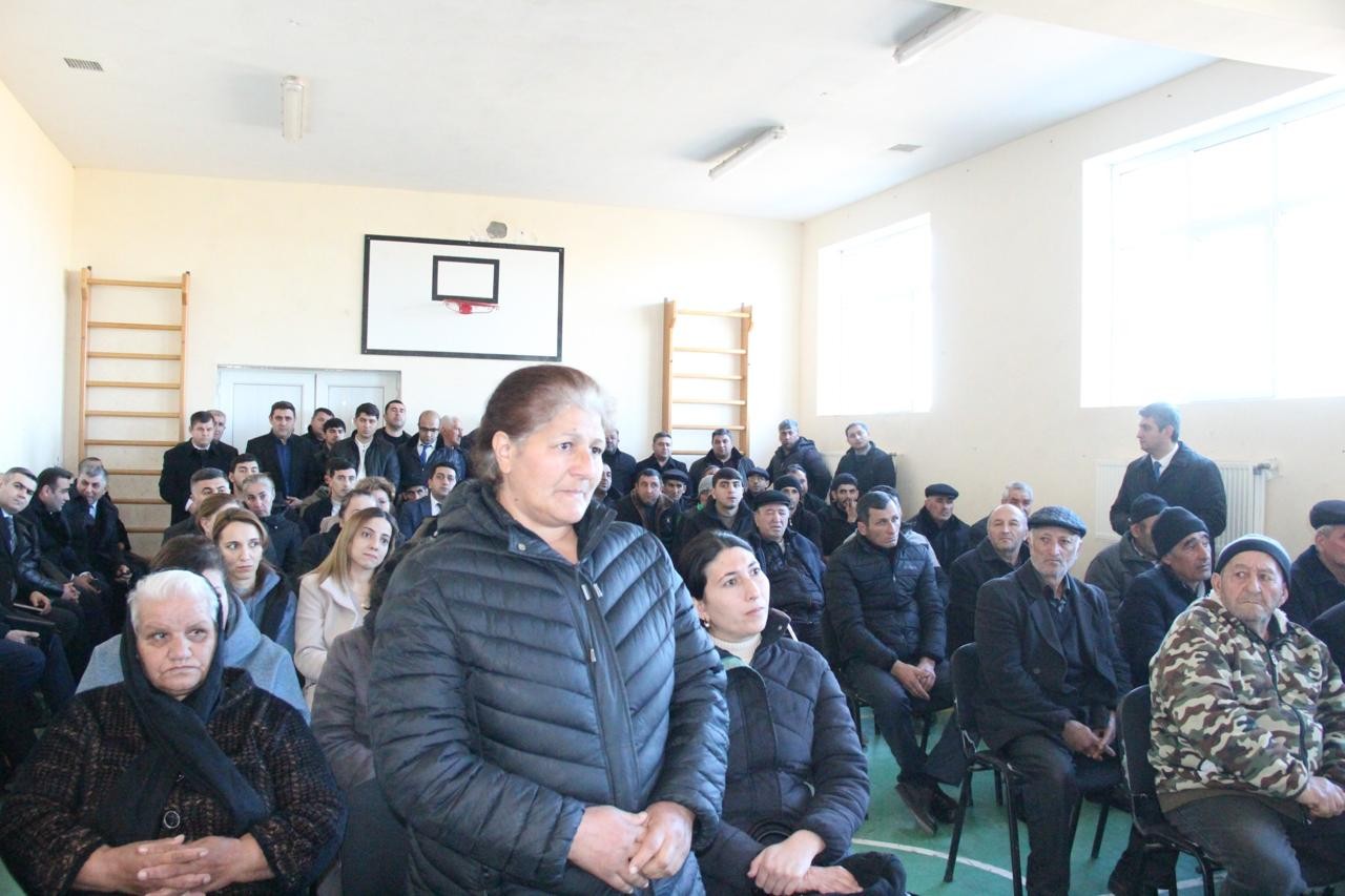 Goranboyun icra başçısı vətəndaşların müraciətlərini dinlədi - FOTOLAR