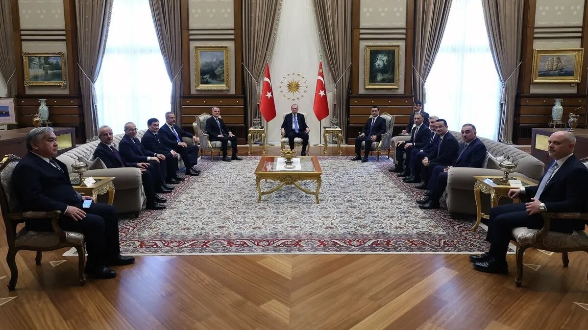 Ərdoğan Azərbaycan və Özbəkistan nümayəndə heyətlərini qəbul edib (FOTO)