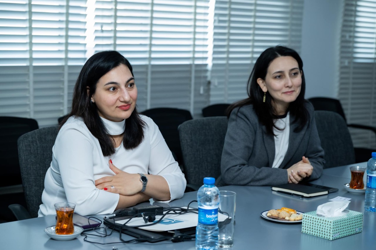 İdman Akademiyası rəhbərliyi xarici rəsmi qonaqlarla görüş keçirdi - FOTOLAR