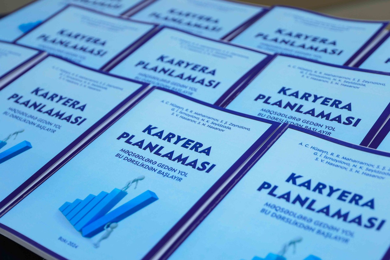 UNEC-də "Karyera Planlaması" adlı ilk dərslik nəşr olunub - FOTOLAR