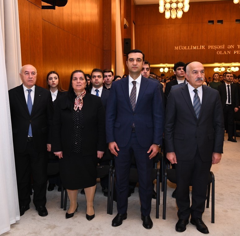 ADNSU-da “Gəncliyin formalaşmasında milli-mənəvi dəyərlərin rolu” tədbiri keçirildi - FOTOLAR