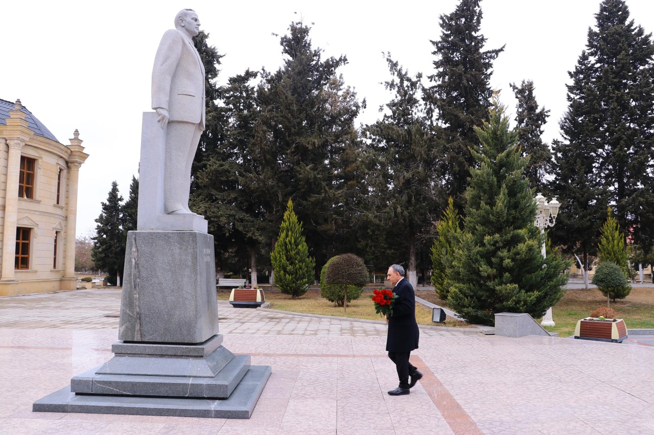 Kamran Əliyev Kürdəmir prokurorluğun yeni inzibati binasının açılışında - FOTOLAR