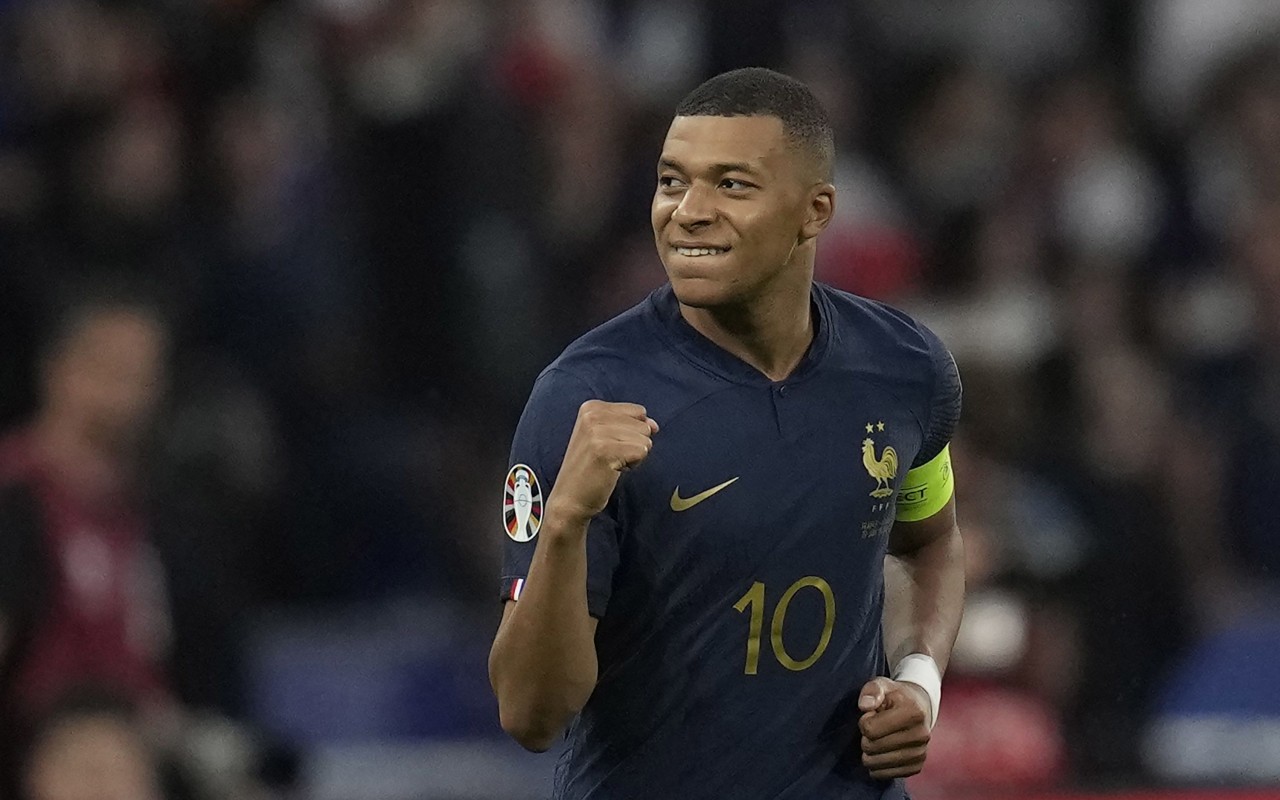 Mbappe yenidən Fransa millisində