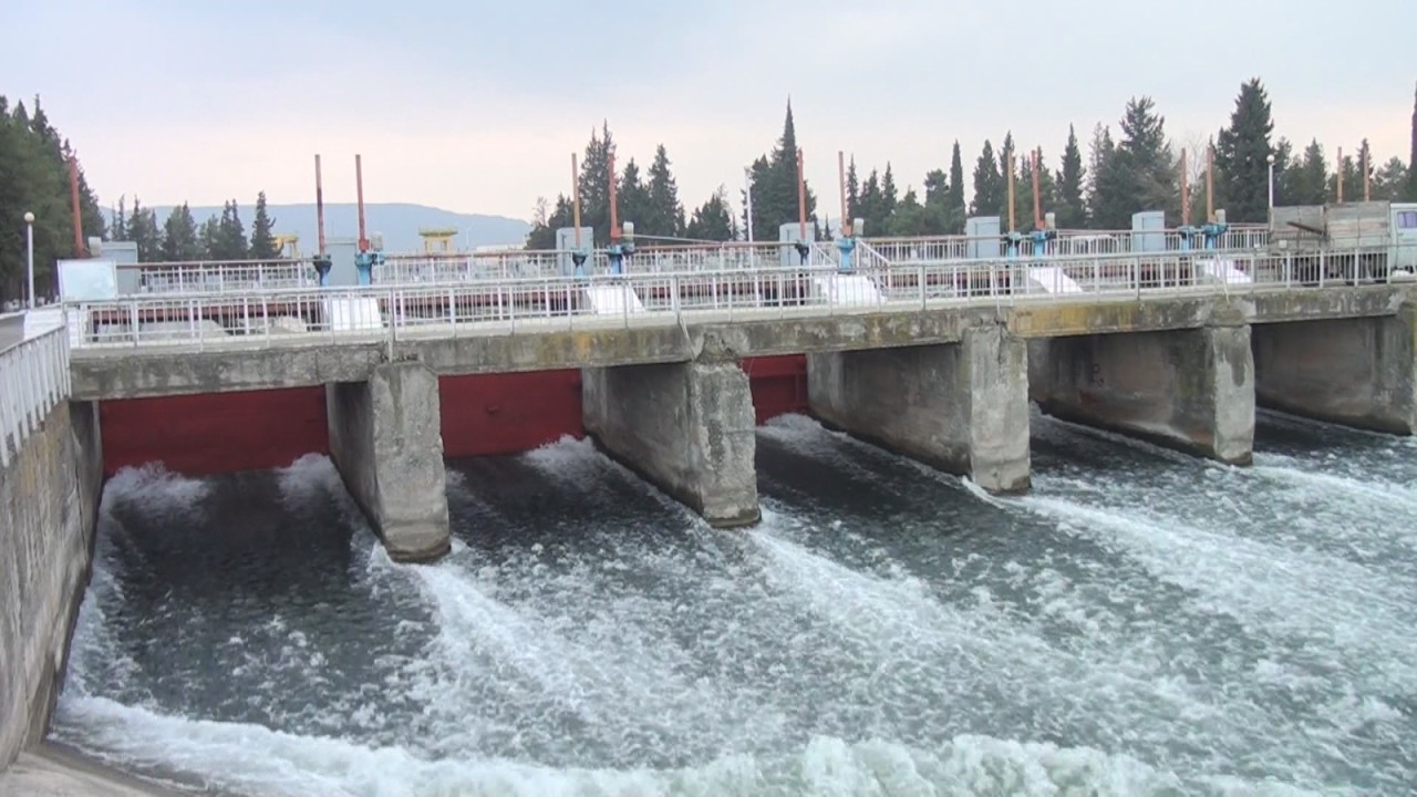 Hidroqovşaqda təmir işləri aparılır - FOTOLAR