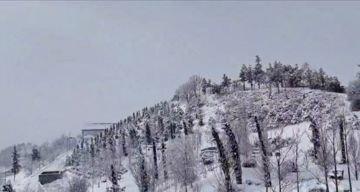 Ağ örpəyə bürünmüş Laçının dron FOTOLARI