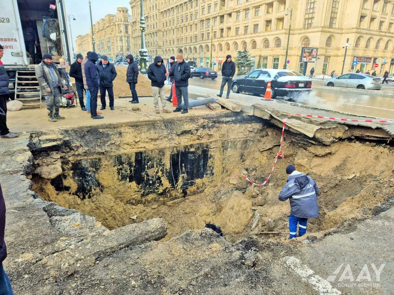 Bu səbəbdən Heydər Əliyev prospektində hərəkət məhdudlaşdırılıb - FOTOLAR