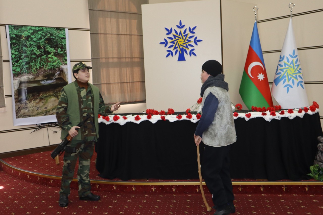 “Xocalı soyqırımı bəşər tarixinin ən dəhşətli, ən qanlı faciəsidir” adlı tədbir keçirilib - FOTOLAR