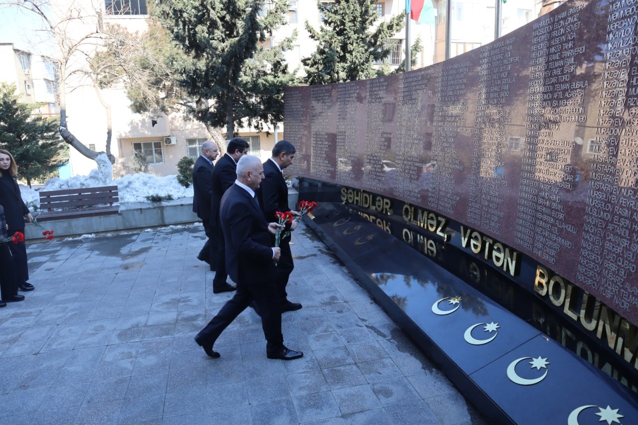 “Xocalı soyqırımı bəşər tarixinin ən dəhşətli, ən qanlı faciəsidir” adlı tədbir keçirilib - FOTOLAR