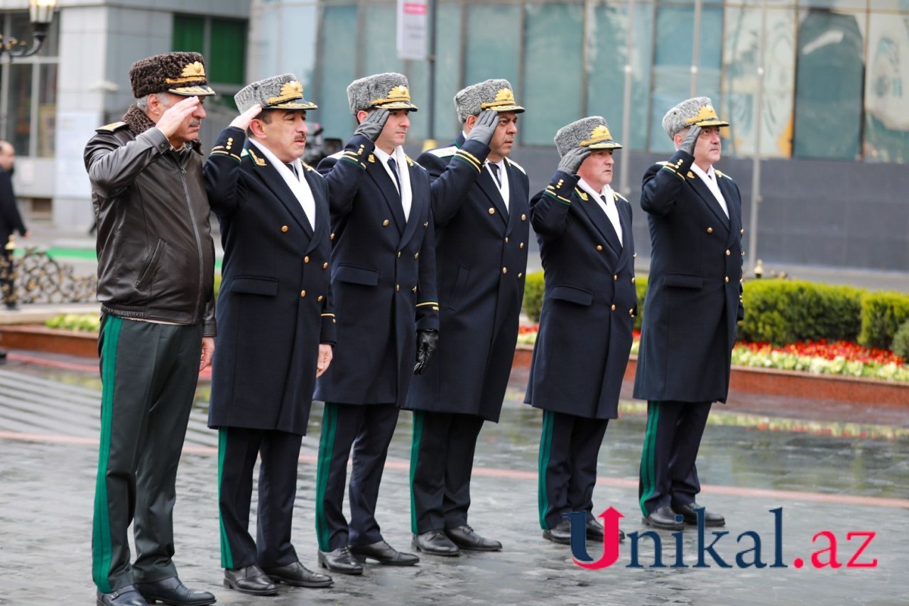 Hökumət nümayəndələri Xocalı soyqırımı abidəsini ziyarət etdilər - FOTOLAR