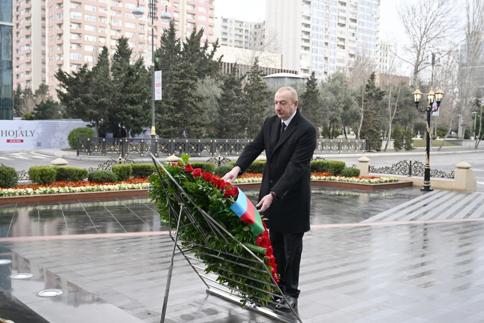 Prezident və xanımı “Ana harayı” abidəsini ziyarət etdi - FOTOLAR