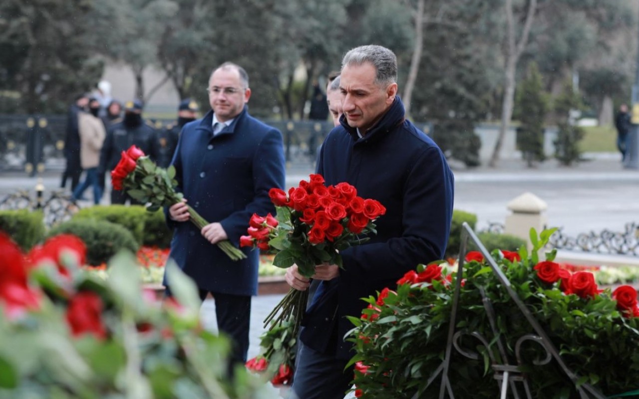 Nazir Rəşad Nəbiyev Xocalı abidəsiniziyarət etdi