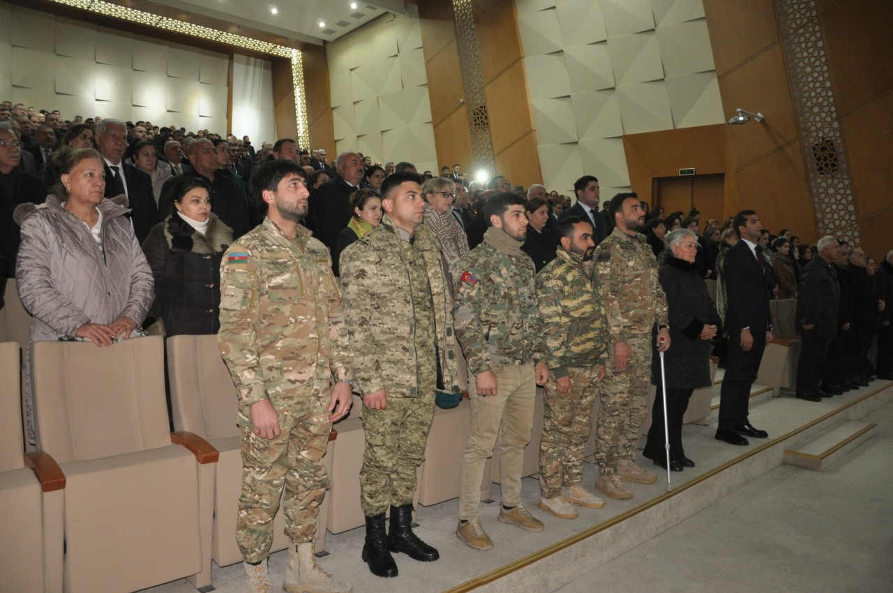 Ağdamda repressiya qurbanlarına həsr olunmuş kitabın təqdimatı keçirilib - FOTOLAR