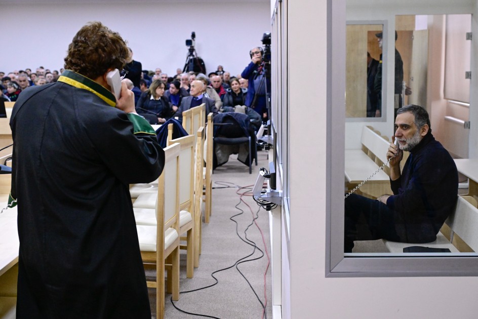 Vardanyanın votsap və teleqramda gizli danışıqları nümayiş etdirildi - Məhkəmə (FOTOLAR)