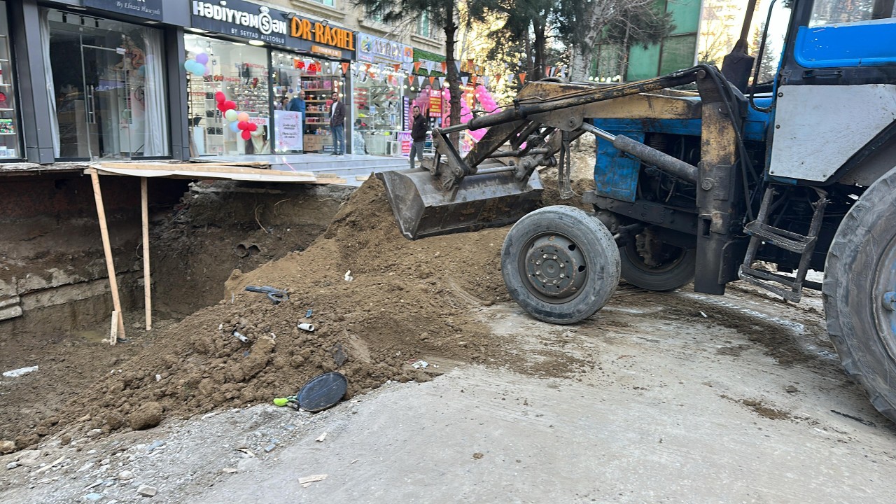 Abşeronda qanunsuz tikinti işlərinin qarşısı alındı - FOTOLAR