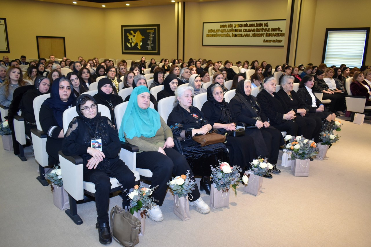 Yasamal rayonunda 8 Mart qeyd edildi - FOTOLAR